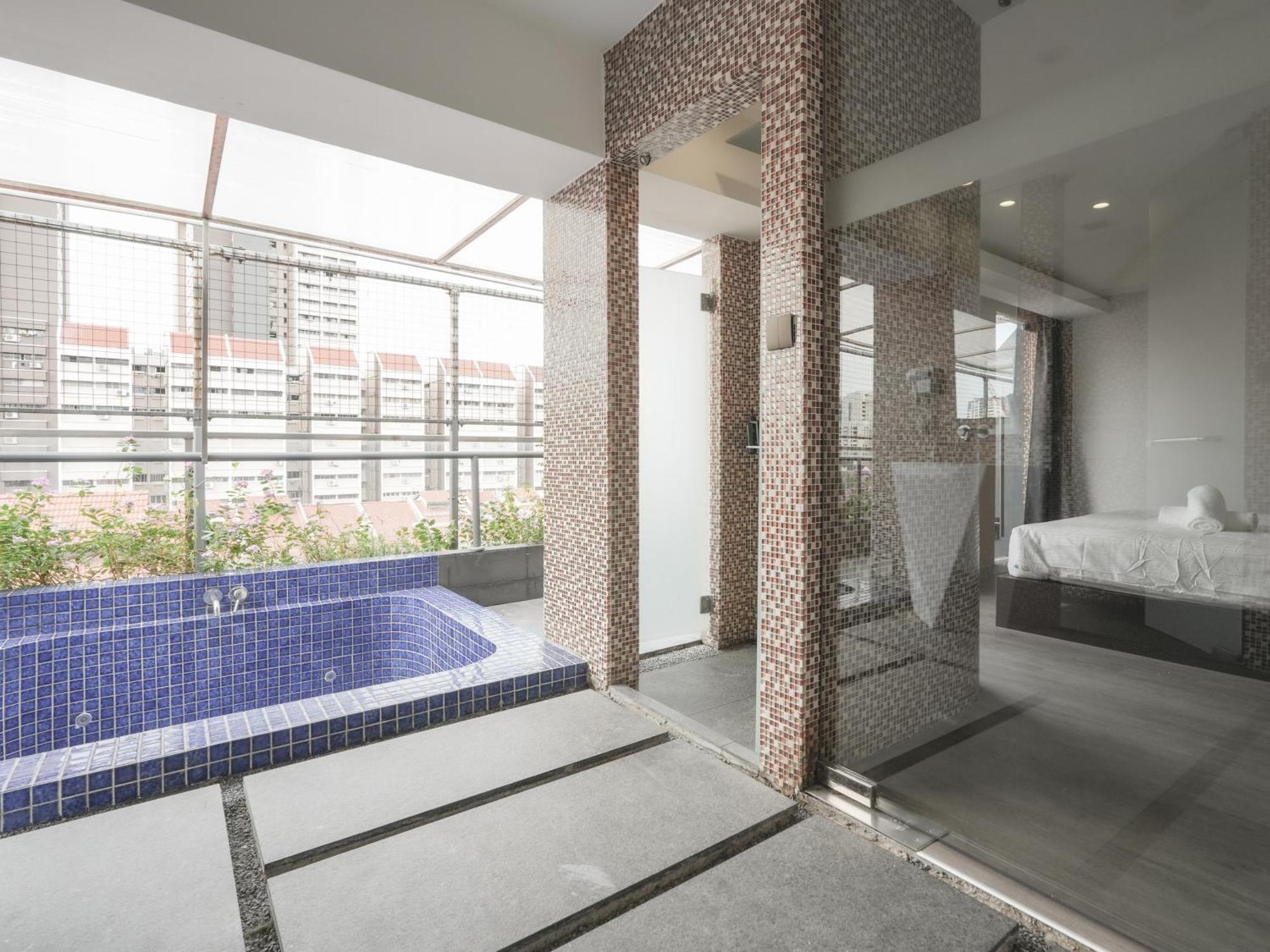 A Hotel Dickson Singapore Bagian luar foto