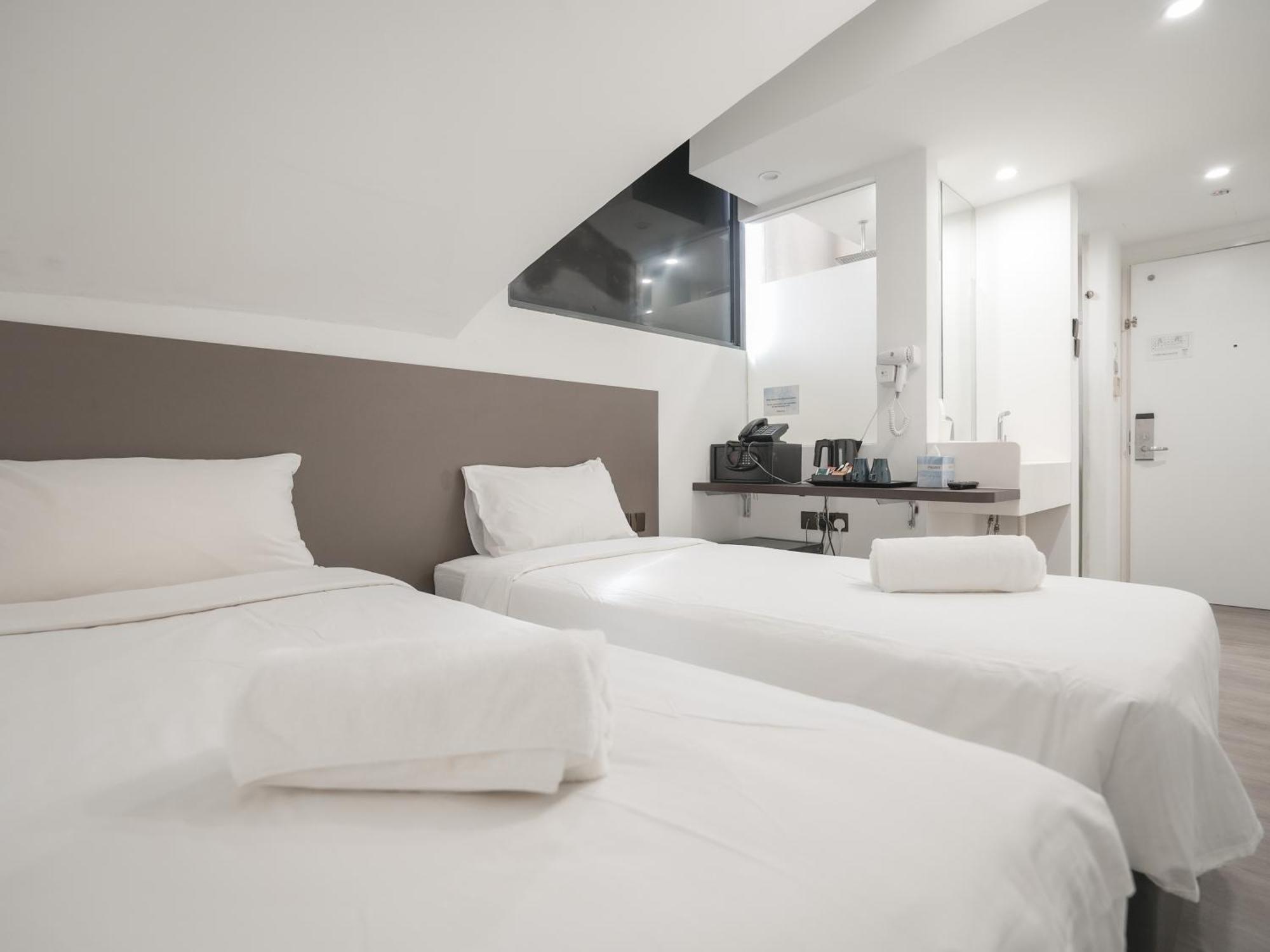 A Hotel Dickson Singapore Bagian luar foto