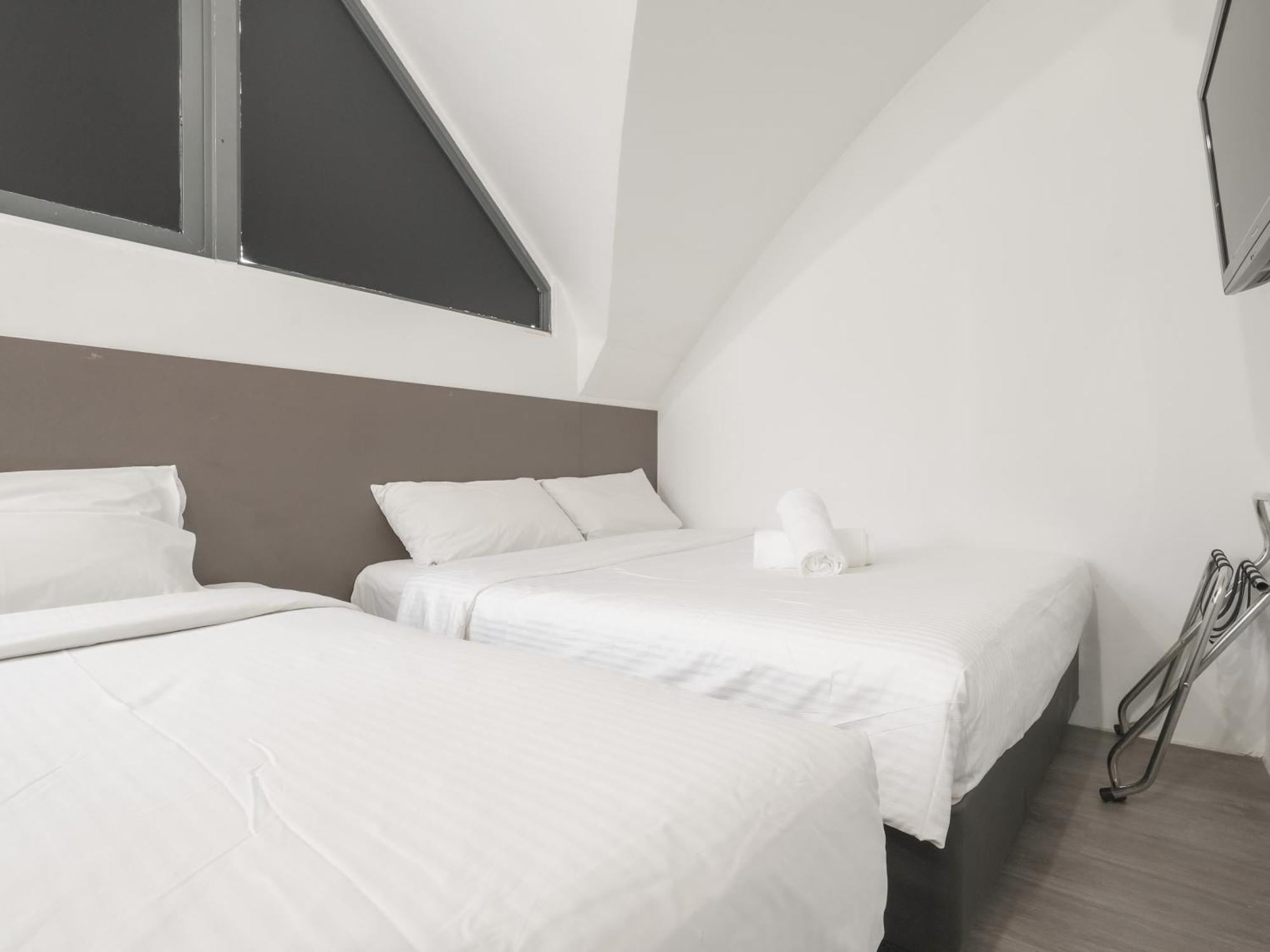 A Hotel Dickson Singapore Bagian luar foto