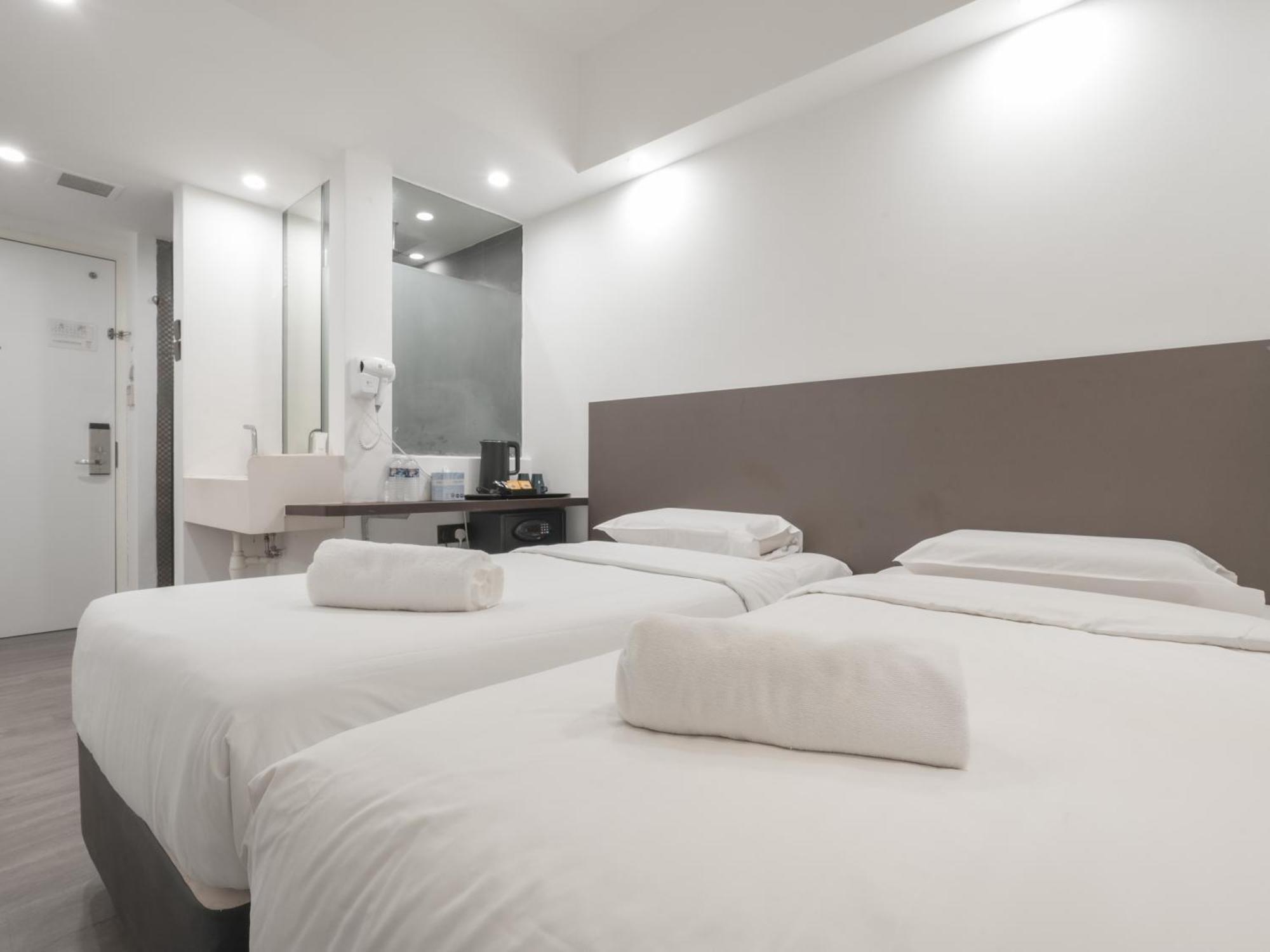 A Hotel Dickson Singapore Bagian luar foto
