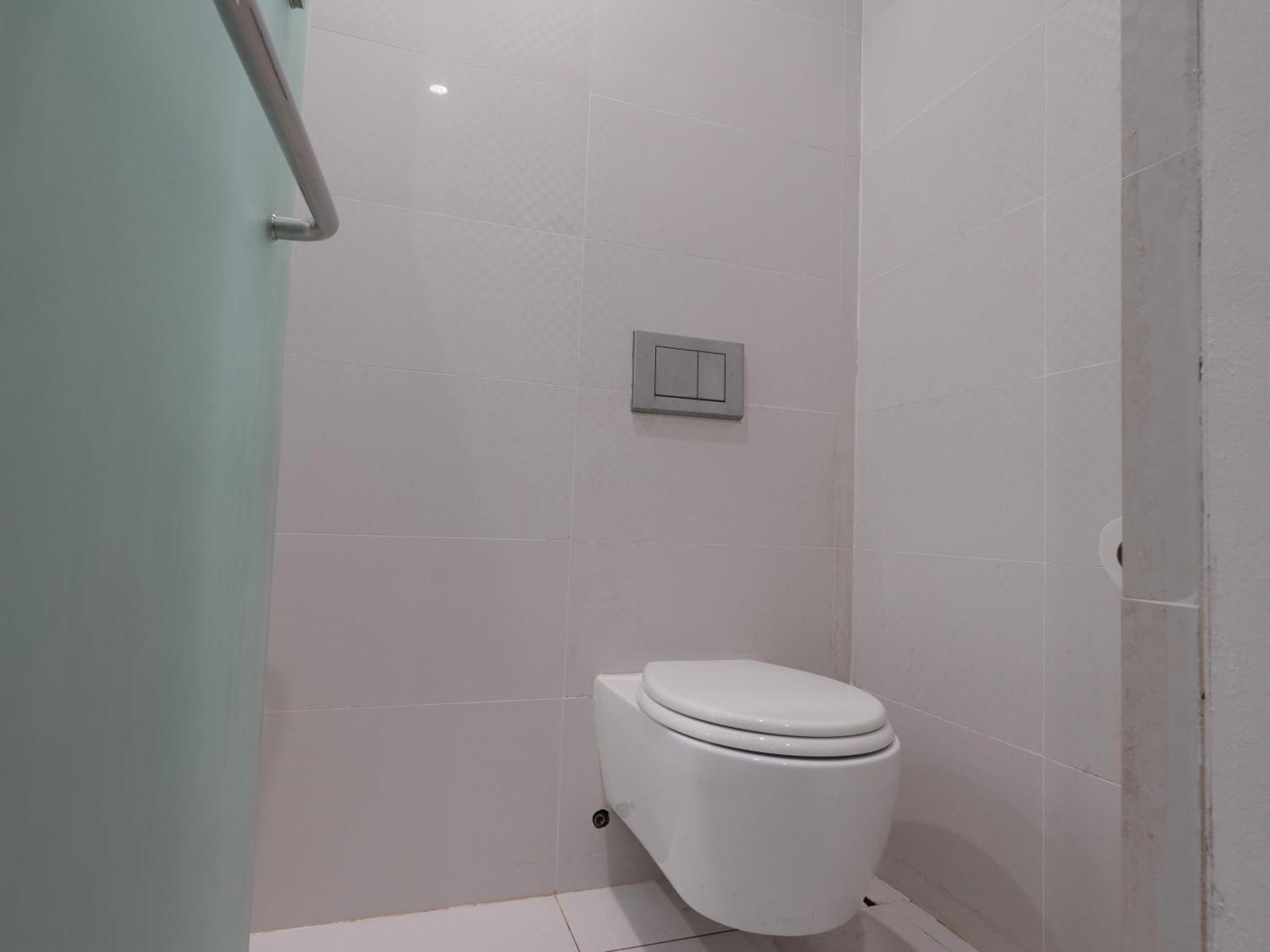 A Hotel Dickson Singapore Bagian luar foto