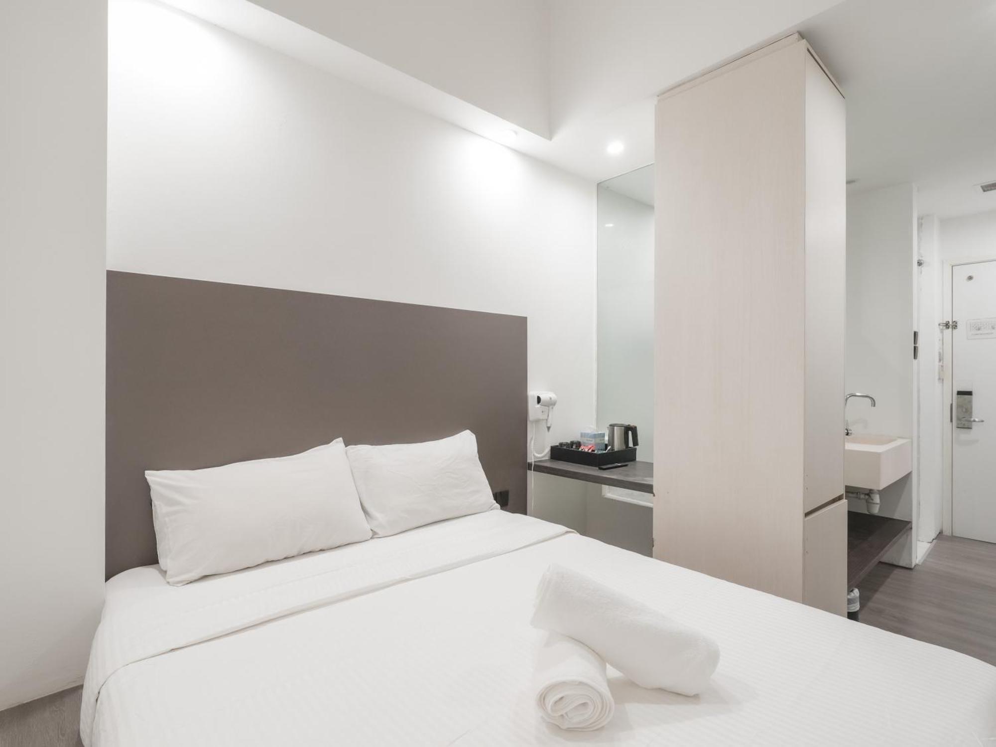 A Hotel Dickson Singapore Bagian luar foto